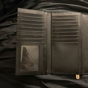 Micheal Kors leather wallet